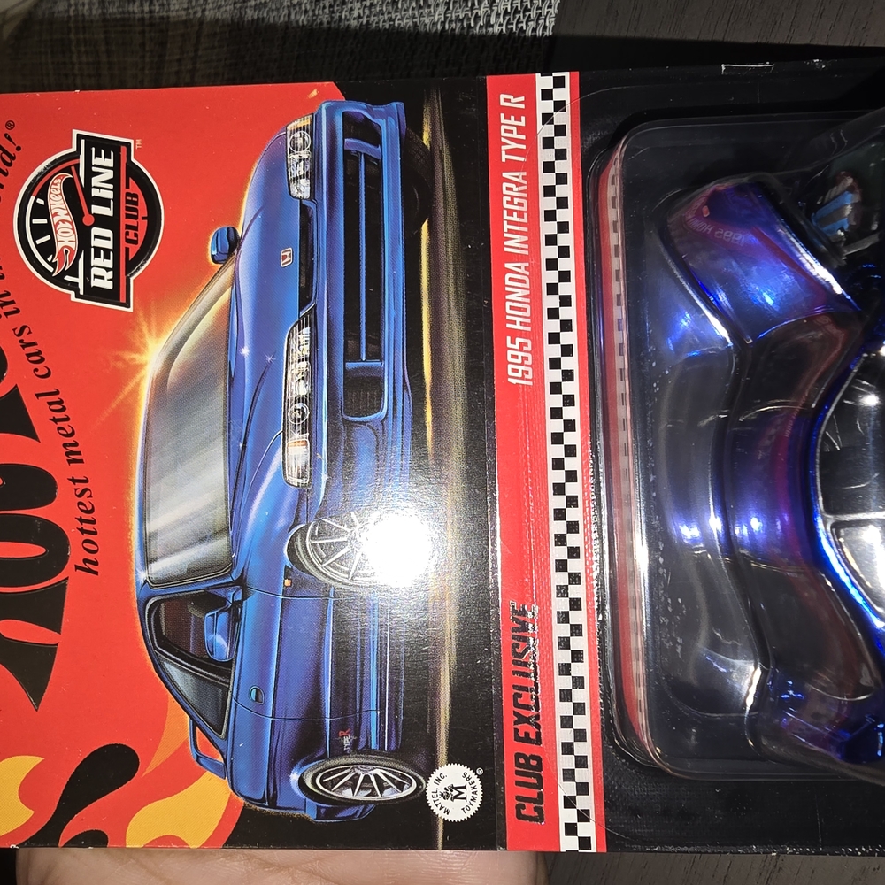 Blue 1995 Honda Integra Type R - Picture 3 of 6